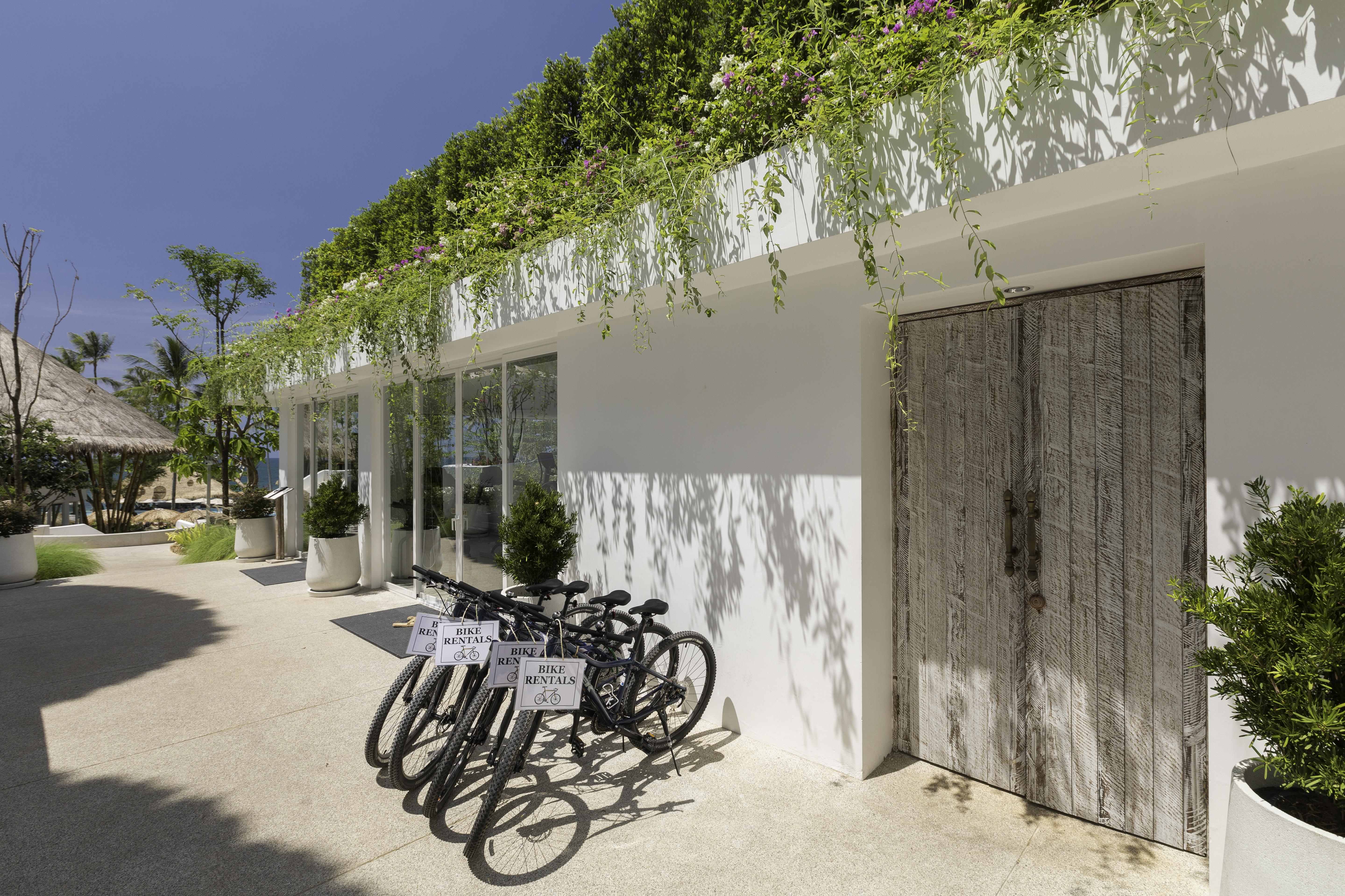 Eden Beach Khaolak Resort And Spa A Lopesan Collection Hotel - Sha Extra Plus Khao Lak Exterior photo Bicycle rental at the resort